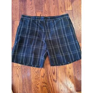 PGA Tour Men’s 42 Shorts Lightweight Polyester Black Plaid Golf Activewear